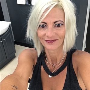 Meet your Posher, Nichole